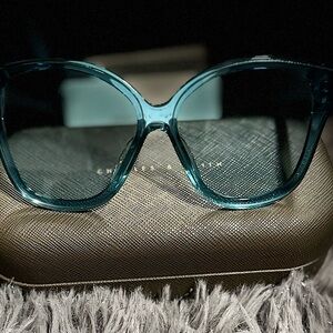 Chic Blue Sunglasses